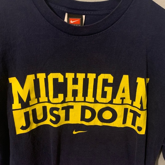 Vintage Team Nike University of Michigan Shirt - Picture 2 of 4